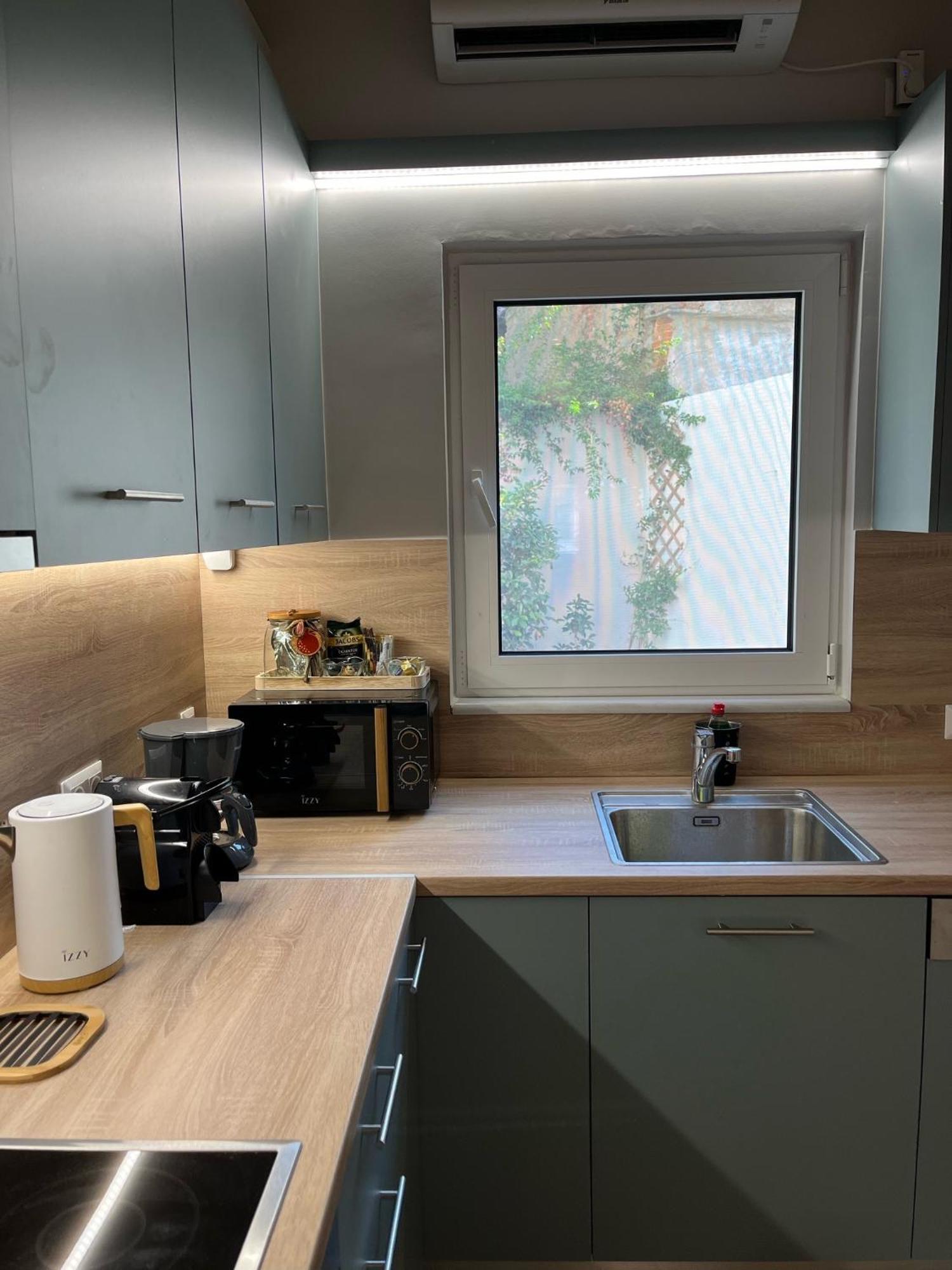 Maria'S Jasmine Apartment Волос Екстериор снимка